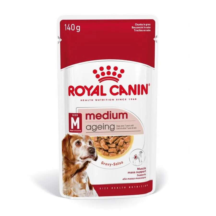 Royal Canin Medium Ageing sobre en salsa senior