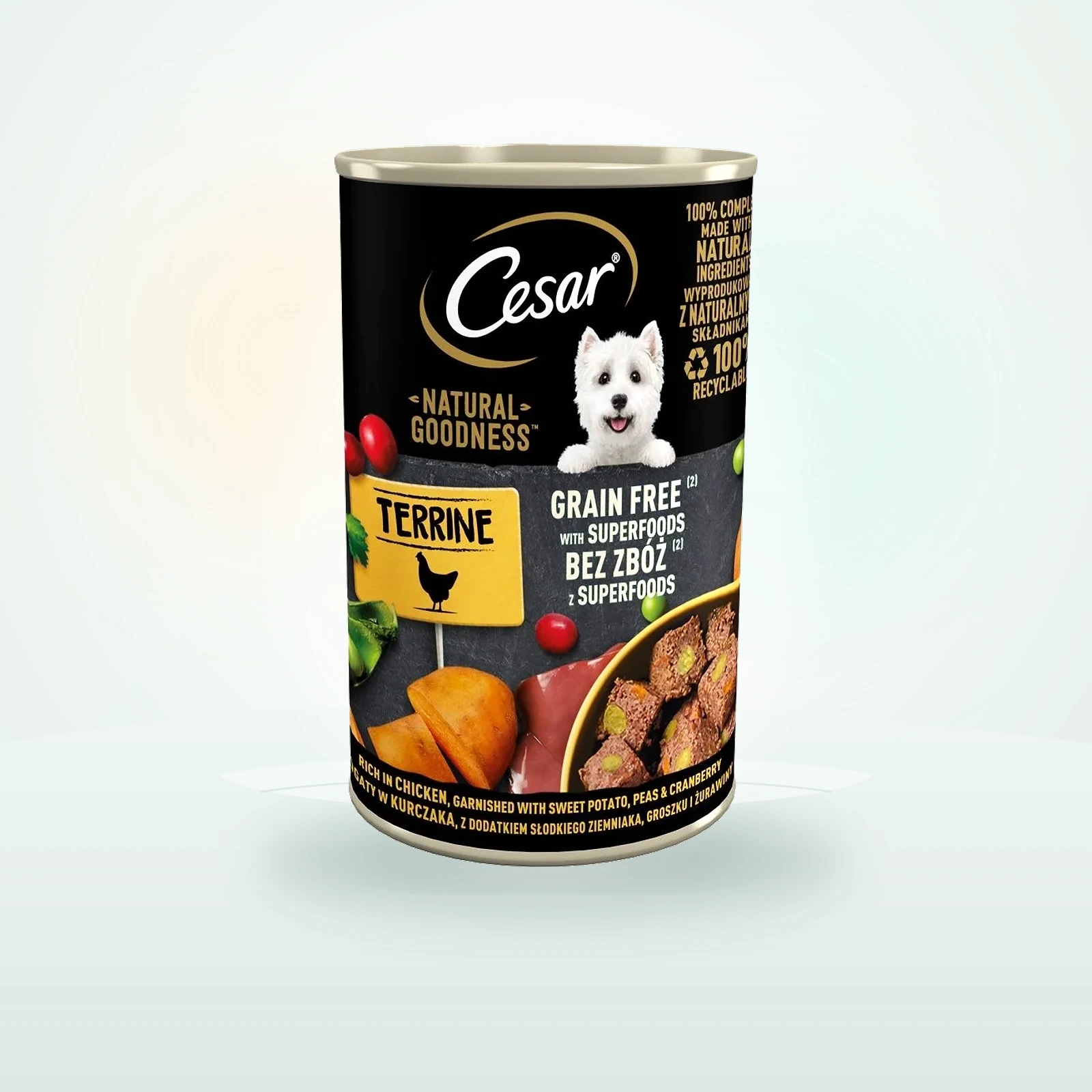 Cesar Natural Goodness w terynie bogata w kurczaka z dodatkiem słodkich ziemniaków, groszku i żurawiny